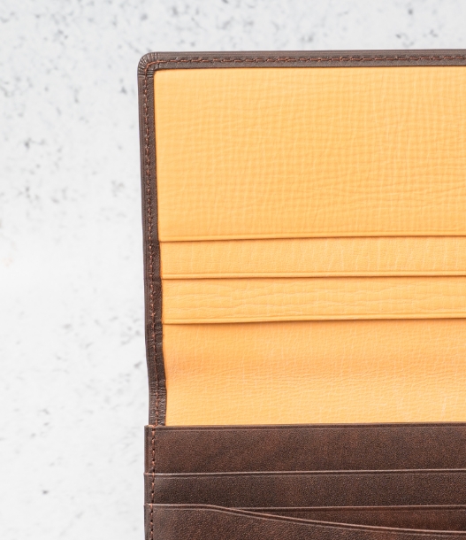 革財布キプリスのシラサギレザーシリーズ 細かく繊細な仕立て