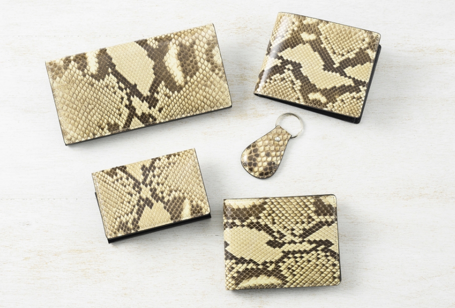 ダイヤモンドパイソン（革小物・革財布のCYPRIS新作）