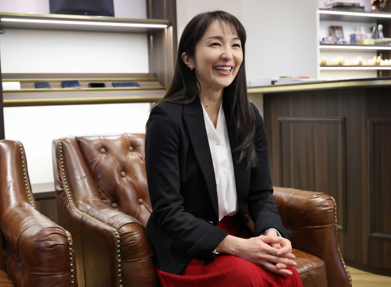 国際派女優 岩瀬 顕子さん