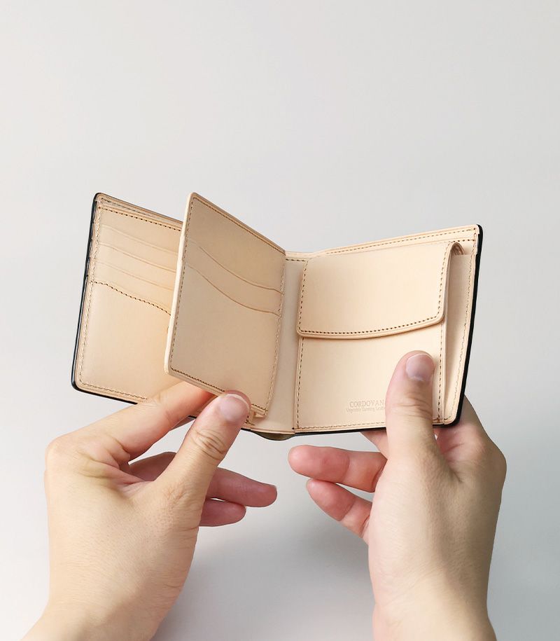 二つ折り財布(ベロ・小銭入れ付き札入)｜コードバン＆ベジタブルタンニンレザー
