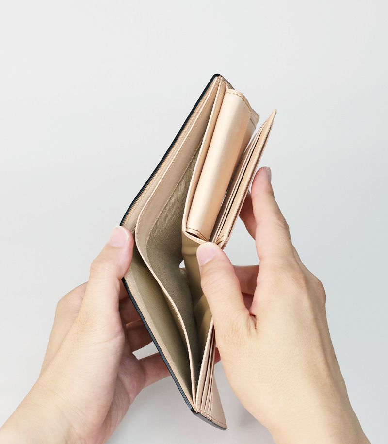 二つ折り財布(ベロ・小銭入れ付き札入)｜コードバン＆ベジタブルタンニンレザー