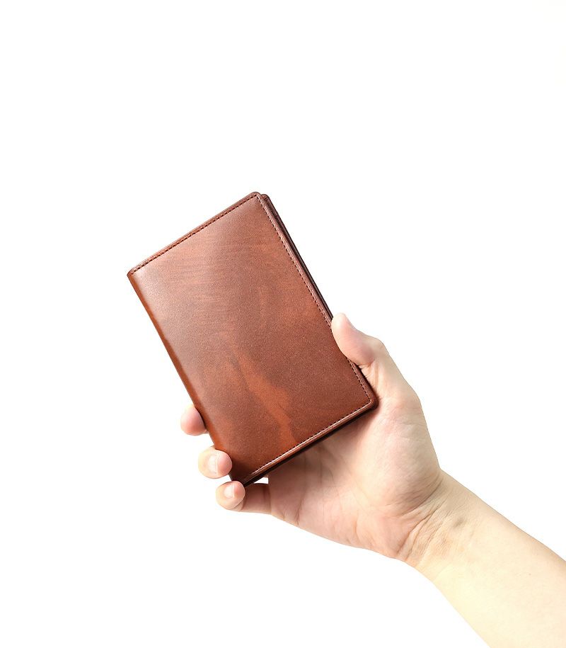 パスポートケース(スマートフォン収納可)｜シラサギレザー |革製品