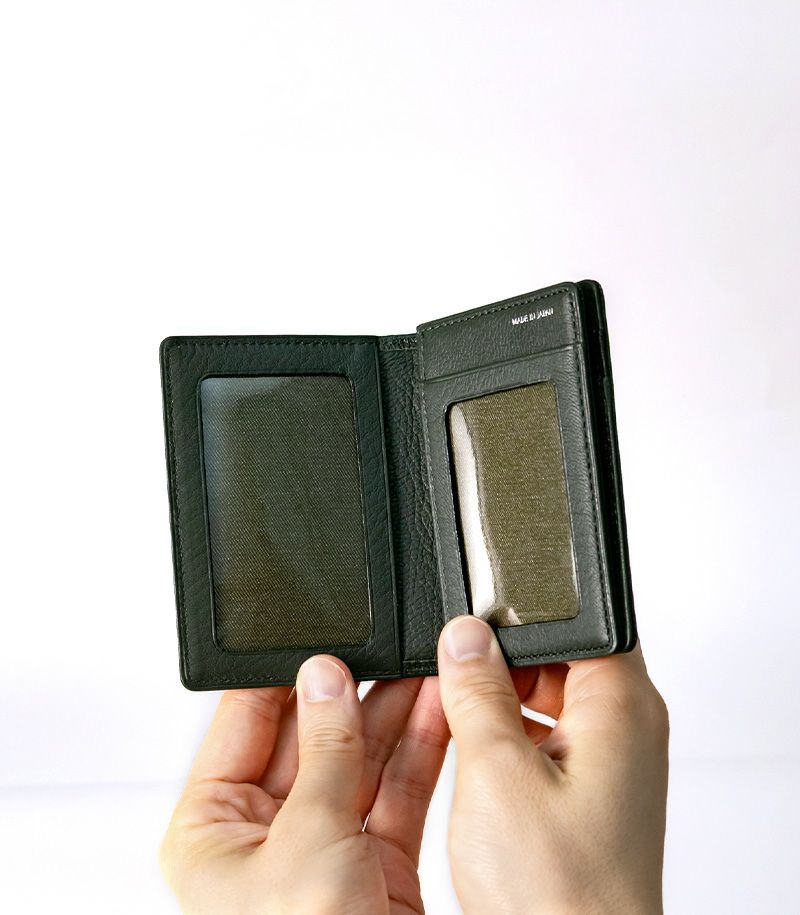 レザーパスケース