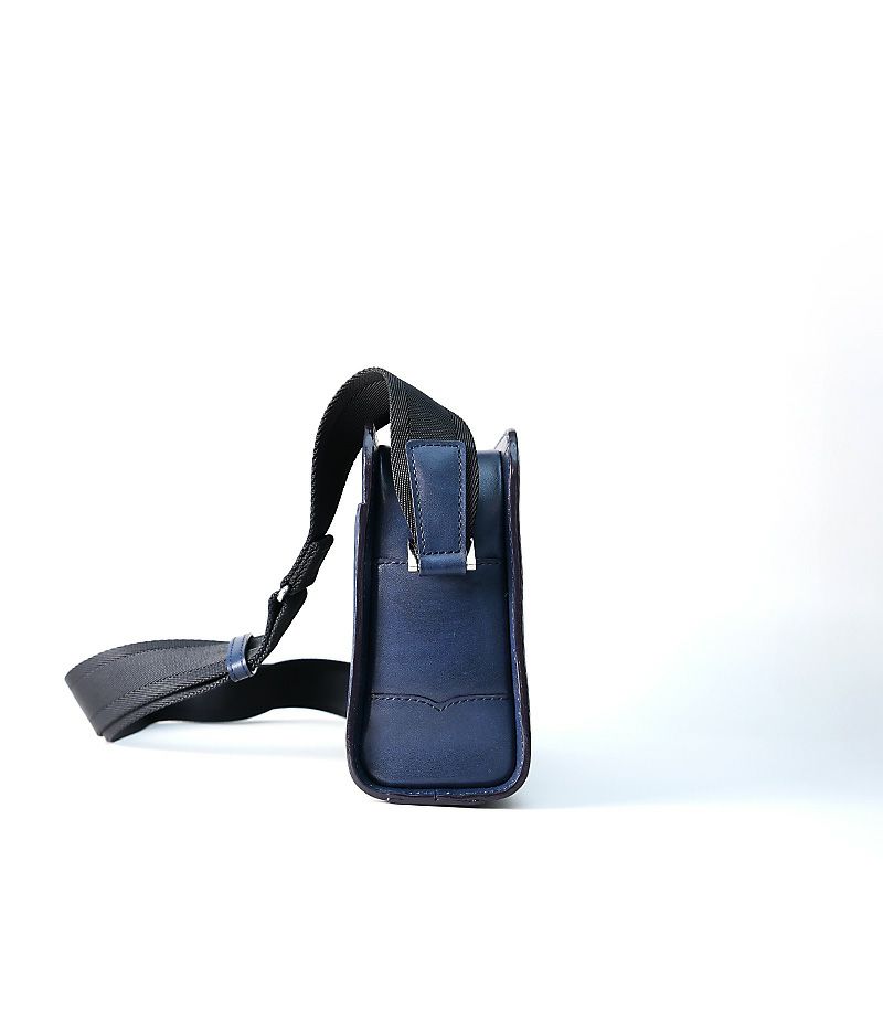 ショルダーバッグ,レザーショルダーバッグ