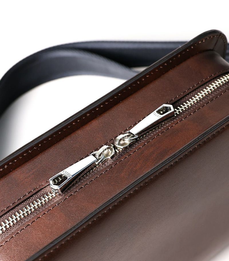 ショルダーバッグ,レザーショルダーバッグ