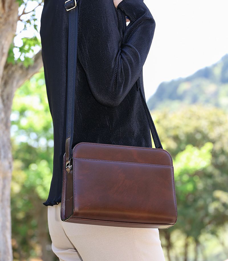 ショルダーバッグ,レザーショルダーバッグ