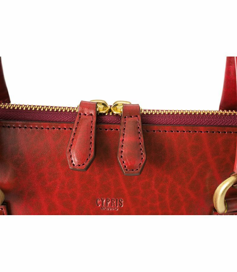 ブガッティ型ブリーフ｜ルーガショルダー